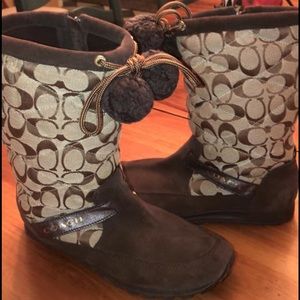 Coach boots